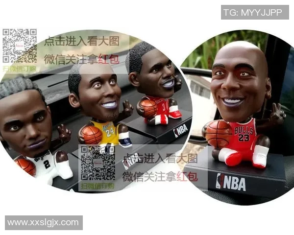 球星挂件与足球文化完美融合打造个性化体育饰品魅力